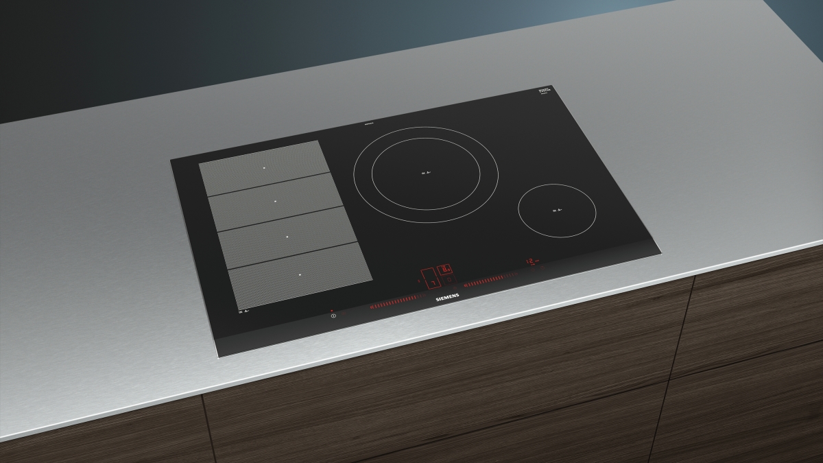 Demonstration of varioInduktion with multiple pots on the cooking surface