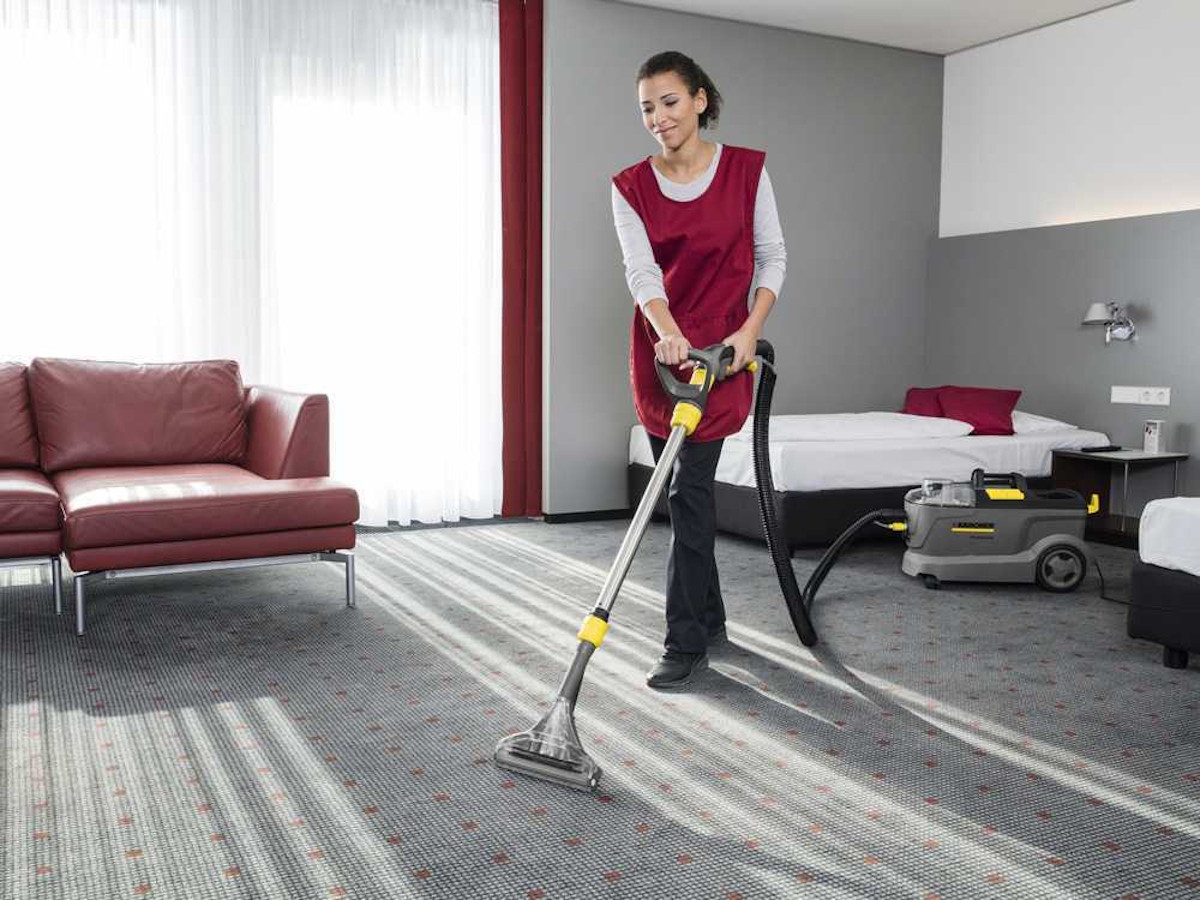 Kärcher Puzzi 10/2 Adv Carpet Cleaning