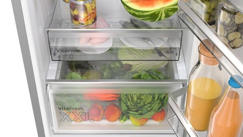 BOSCH KGN36VICT Series | 4 - Vegetable drawer: Practical storage of fruits and vegetables