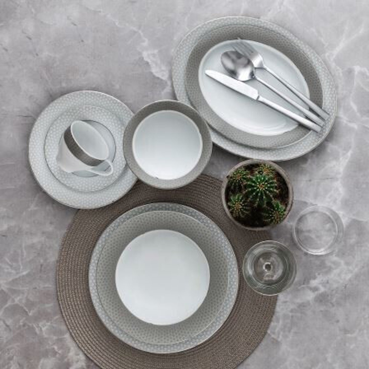 Güral Tolstoy 84 pieces. Premium dinner service white & gray