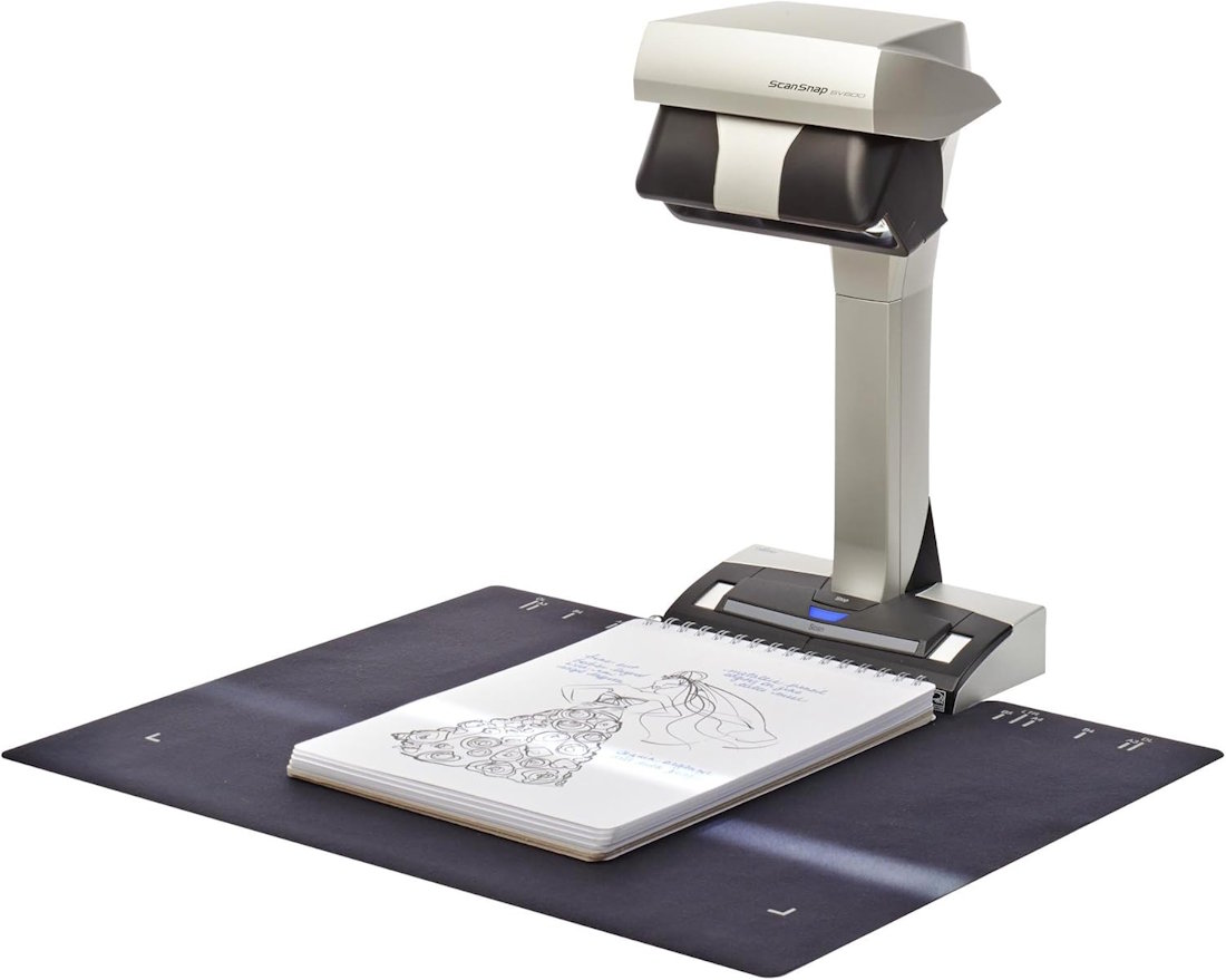 Scanning multiple documents simultaneously on the A3 document surface of the ScanSnap SV600