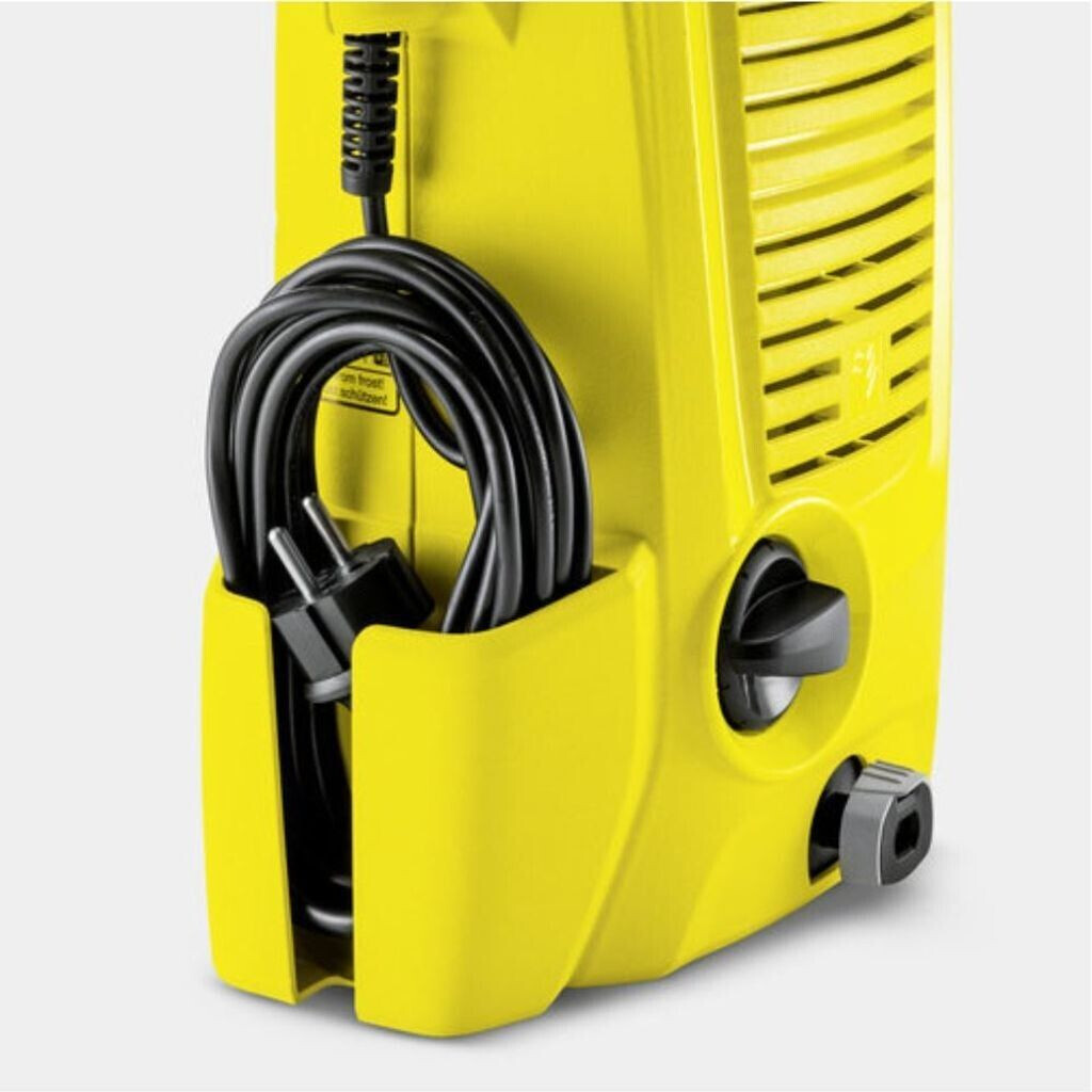 Integrated cable pocket and accessory holders on the Kärcher K 2 Universal Edition